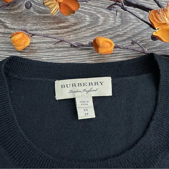 Burberry Check Detail Merino Wool Crew Neck Sweater - Picture 3 of 8